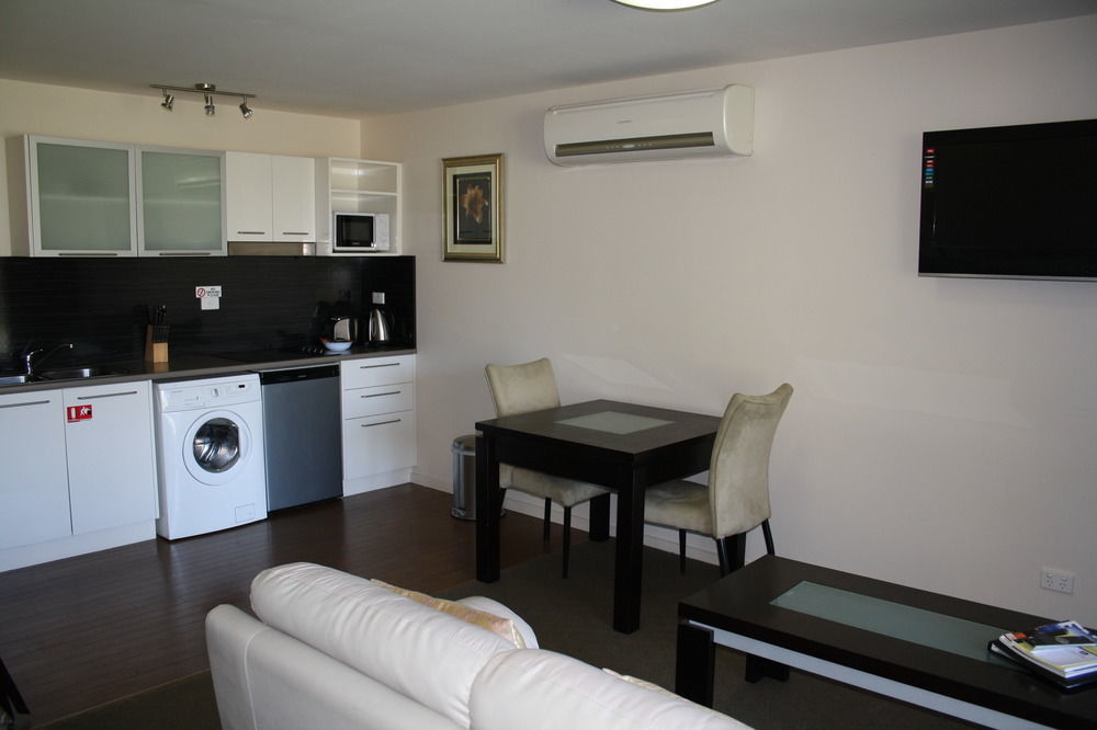 איגלהוק נק Lufra Beachside Hotel מראה חיצוני תמונה